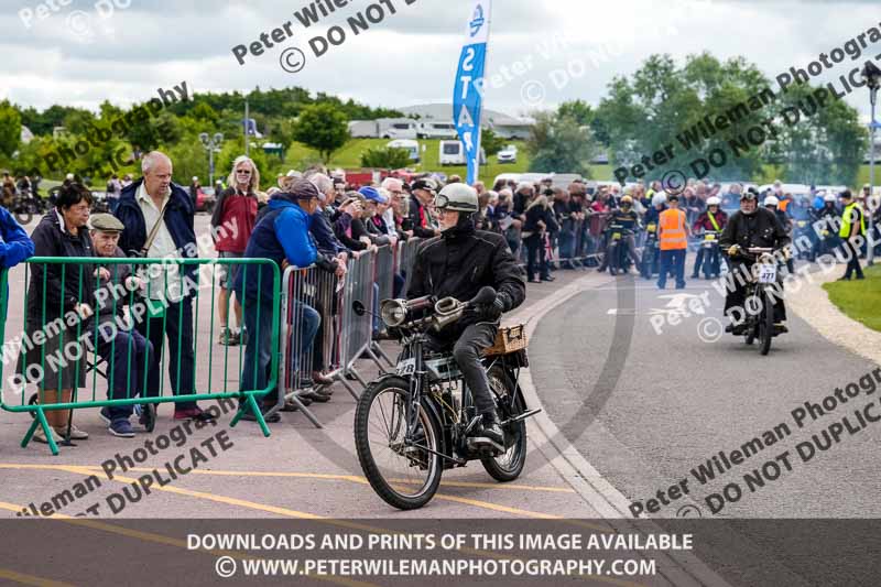 Vintage motorcycle club;eventdigitalimages;no limits trackdays;peter wileman photography;vintage motocycles;vmcc banbury run photographs